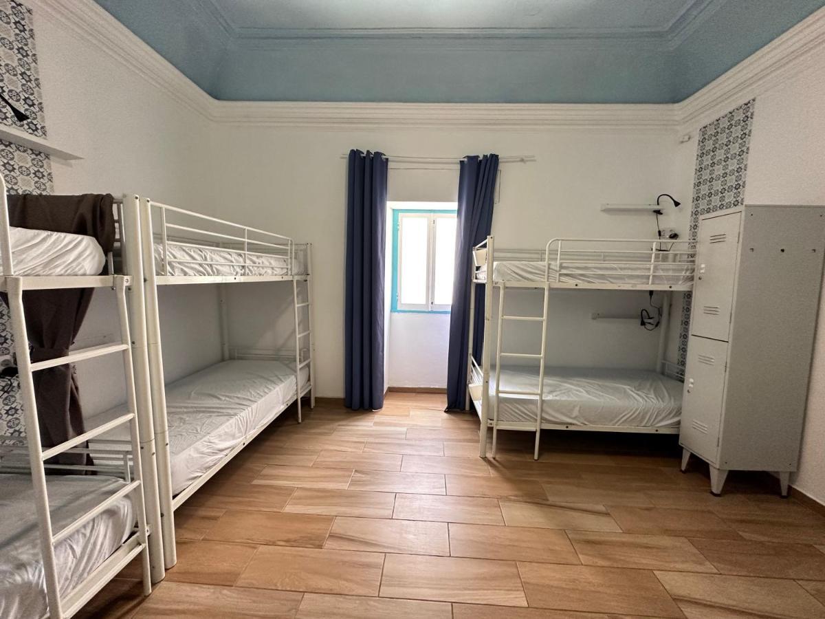 Orange Terrace Hostel Albufeira Rom bilde