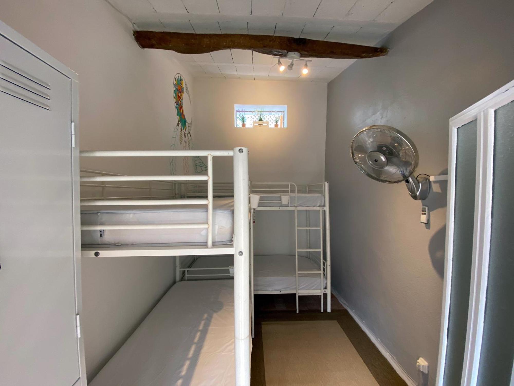 Orange Terrace Hostel Albufeira Rom bilde